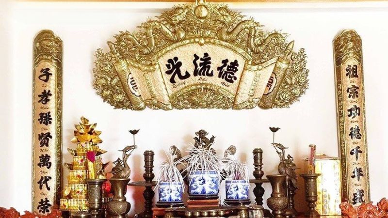 Kích thước cuốn thư câu đối treo phòng thờ gia tiên.